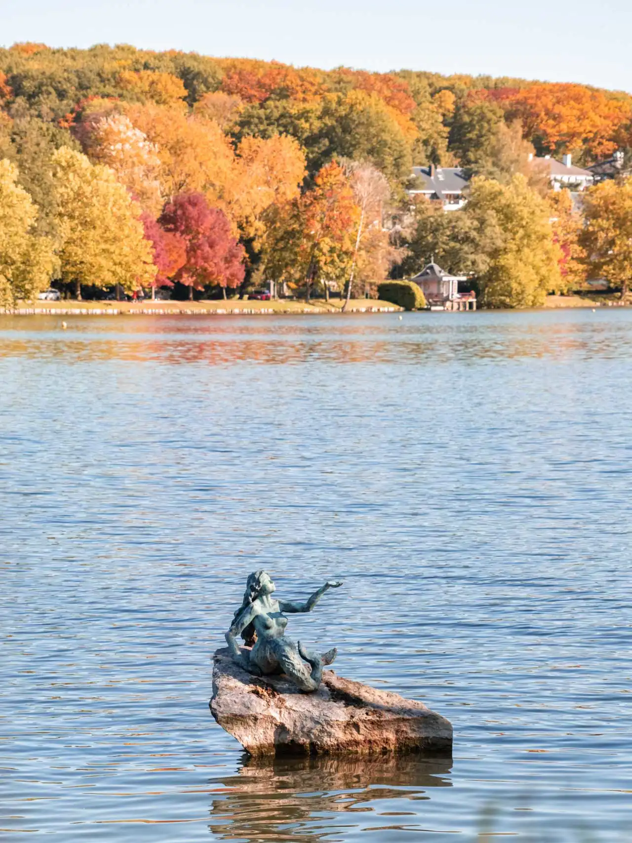 Lac de Genval à l'automne