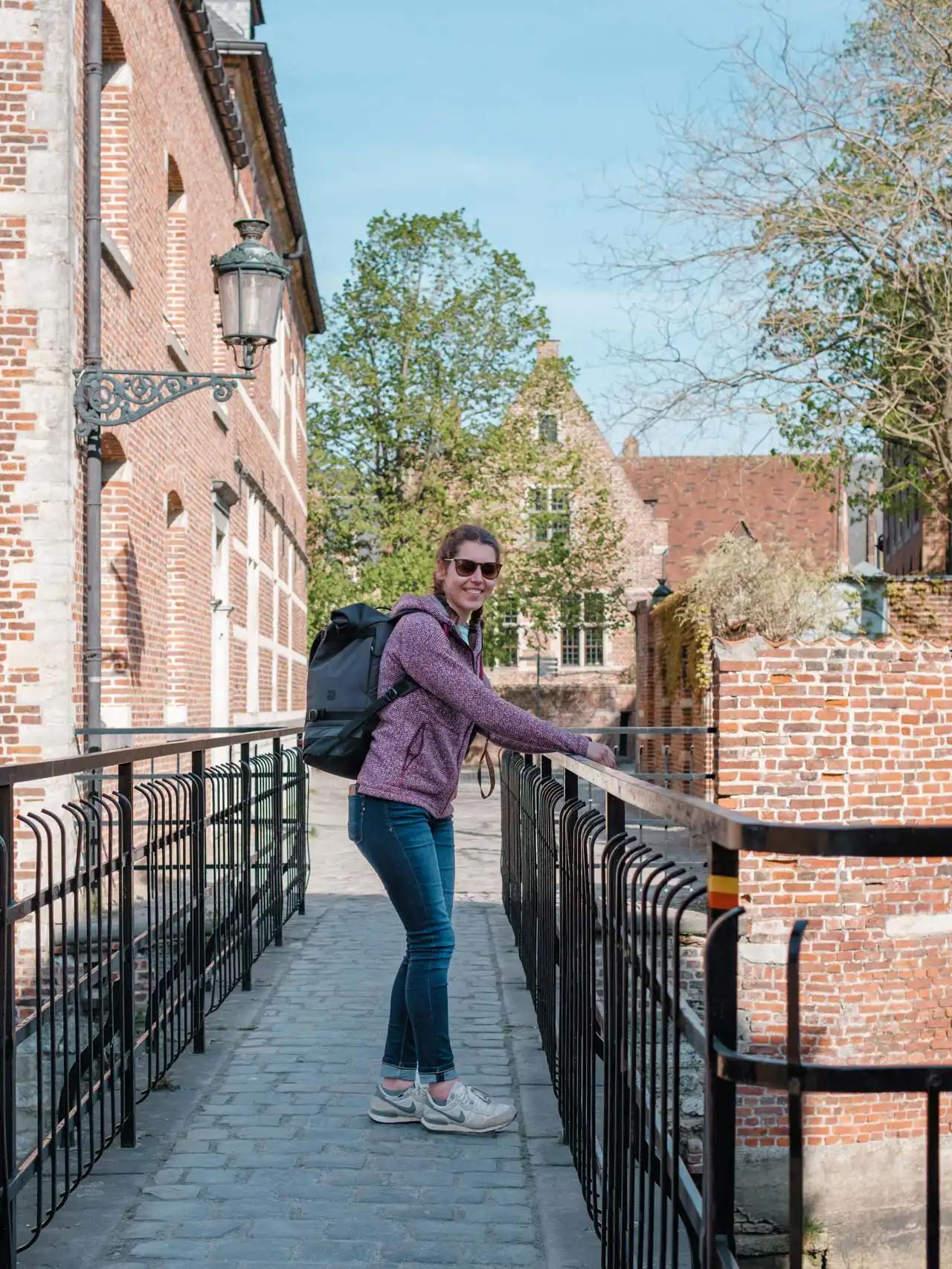 Touriste femme à Leuven