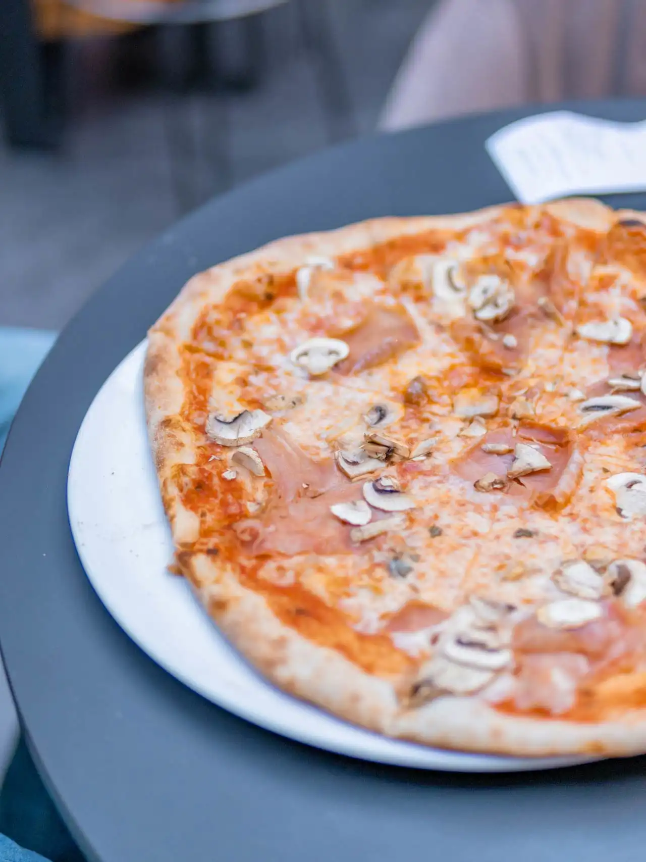 Pizza de chez Margherita au De Vleeshalle de Malines