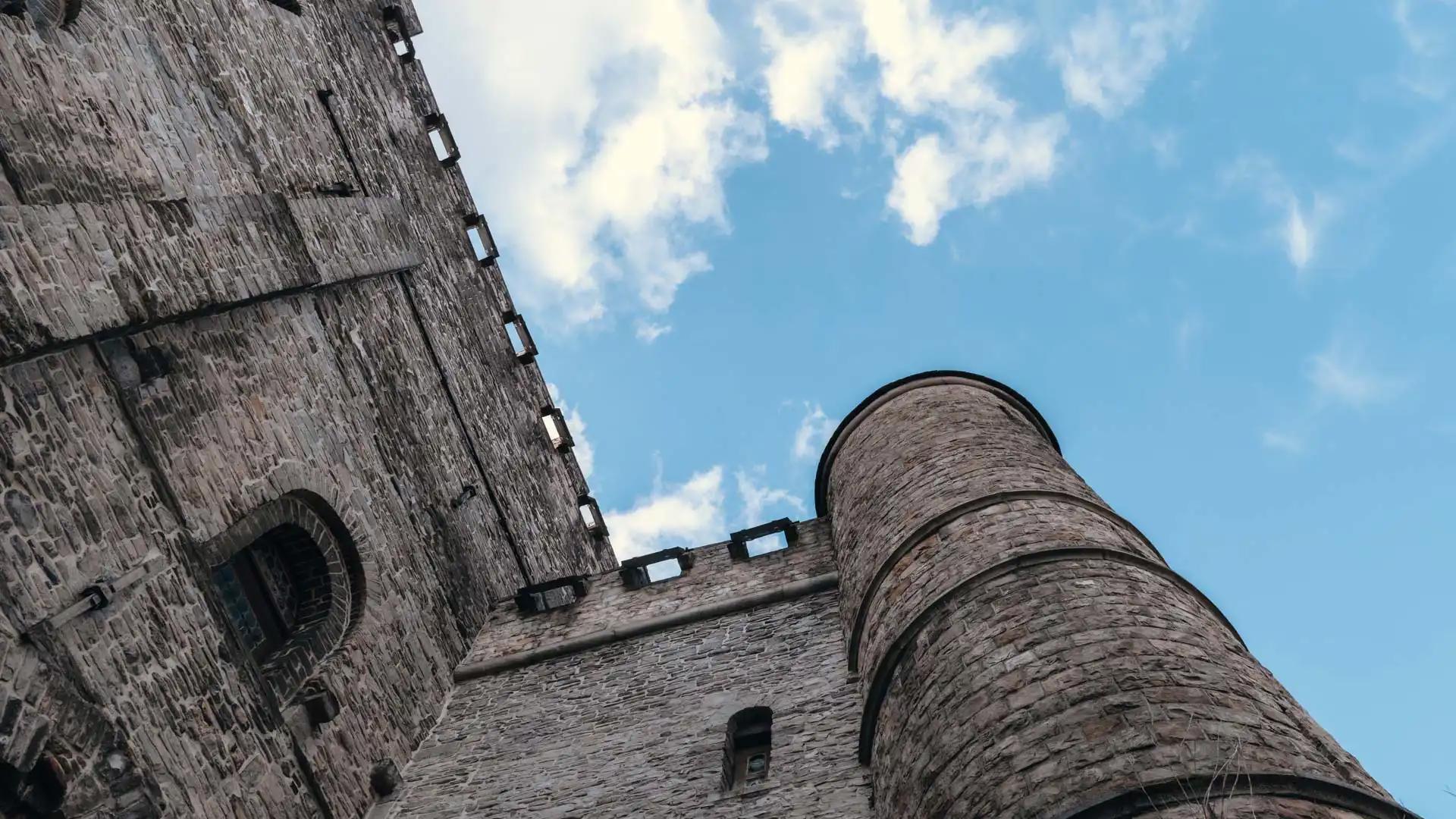 Vue d'une tour du château des Comtes de Flandre