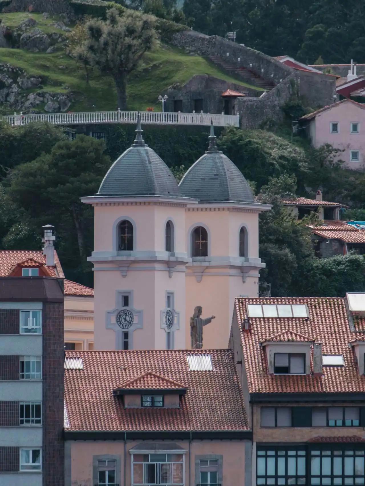 Église Santa María Magdalena de Ribadesella