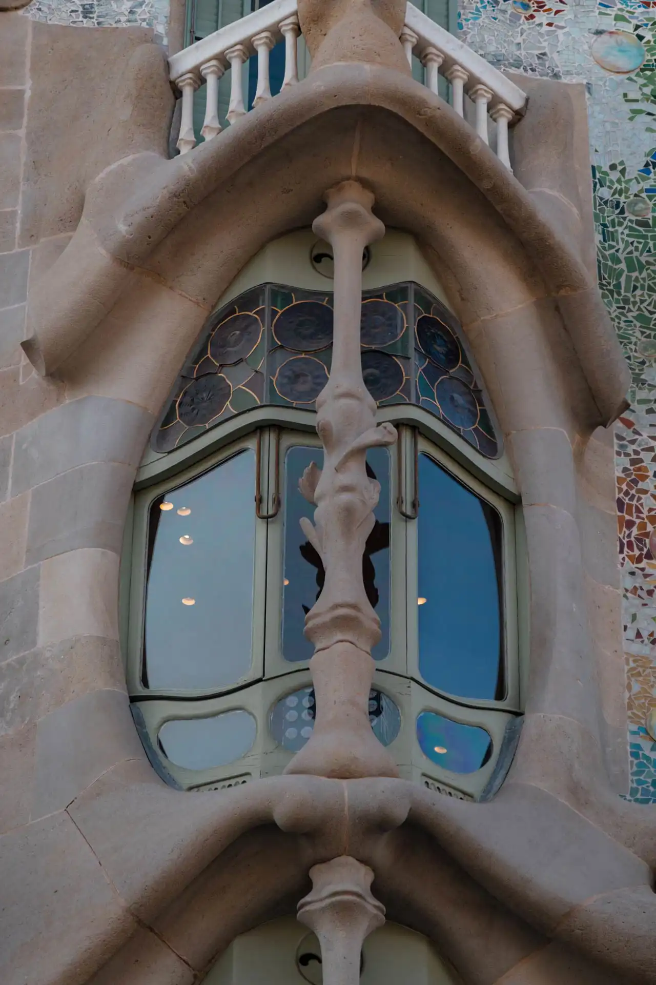Détail de la façade extérieure de la Casa Batlló à Barcelone