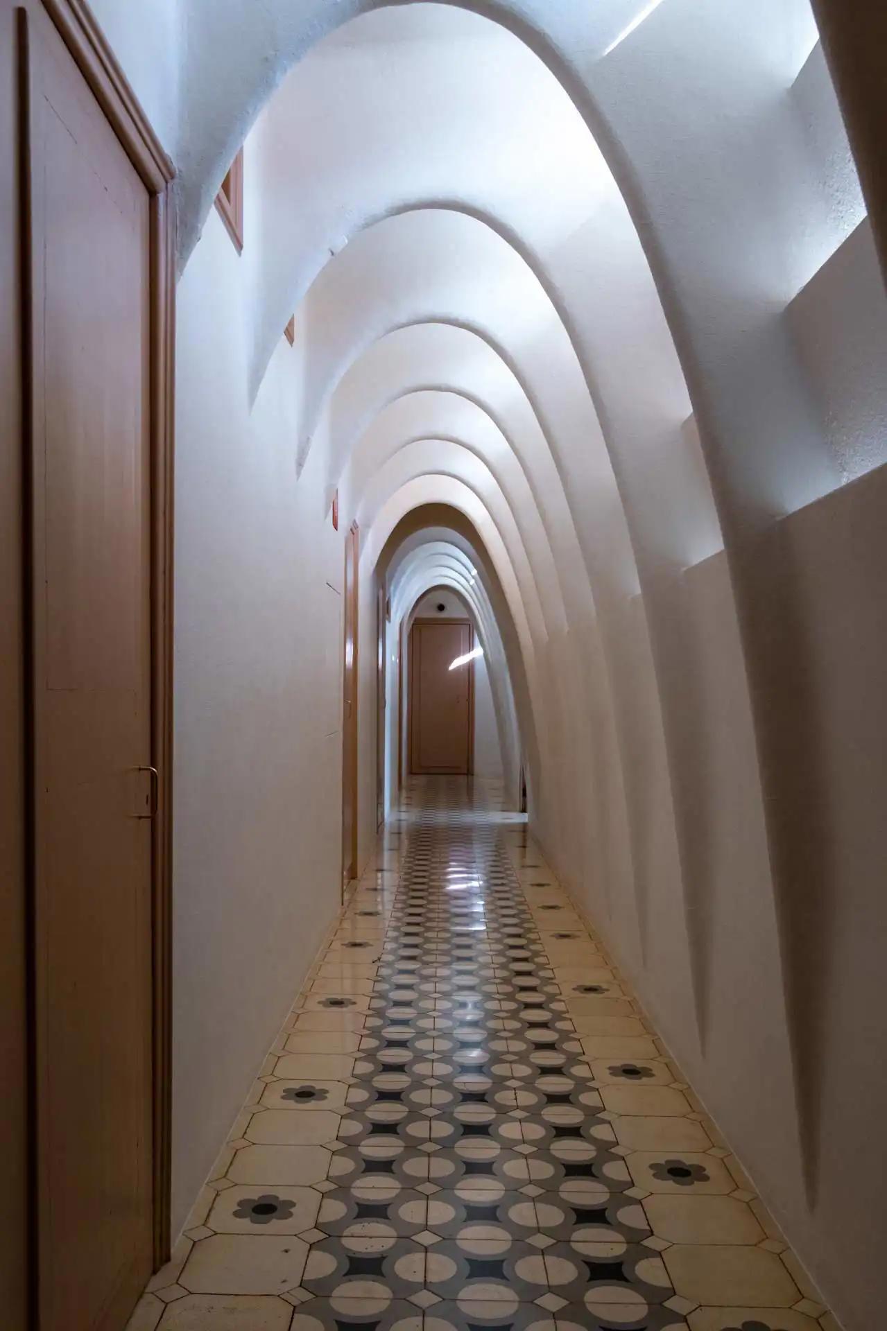 Couloir de la Casa Batlló à Barcelone