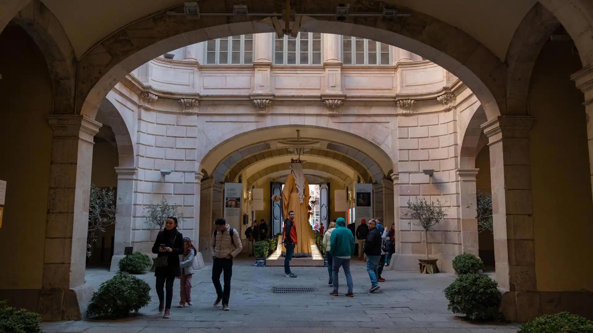 Cour intérieure du Palais de la Virreina à Barcelone