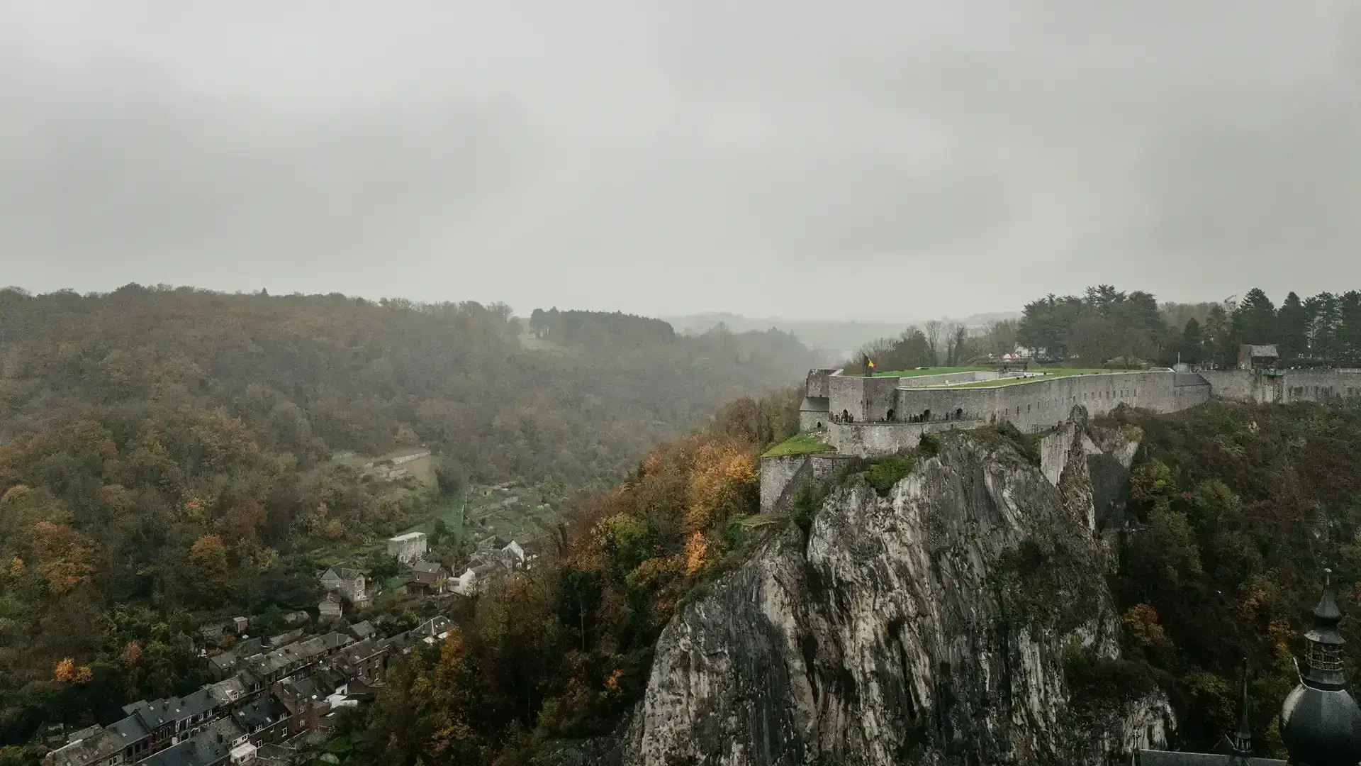 Citadelle de Dinant vue au drone