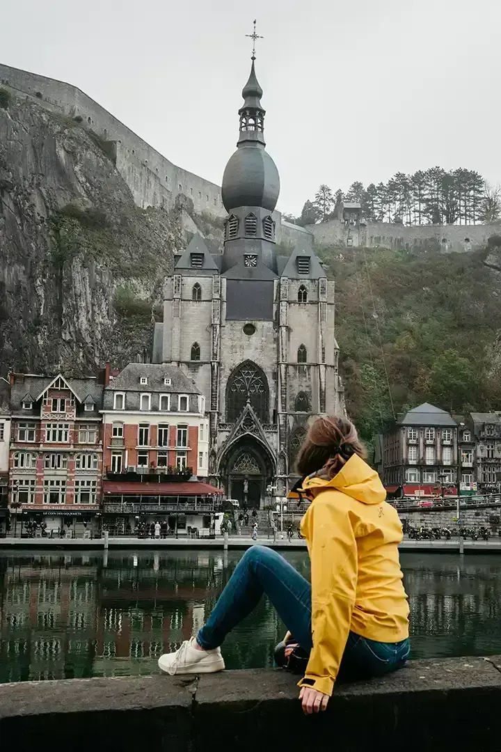 Panorama sur la ville de Dinant en Belgique