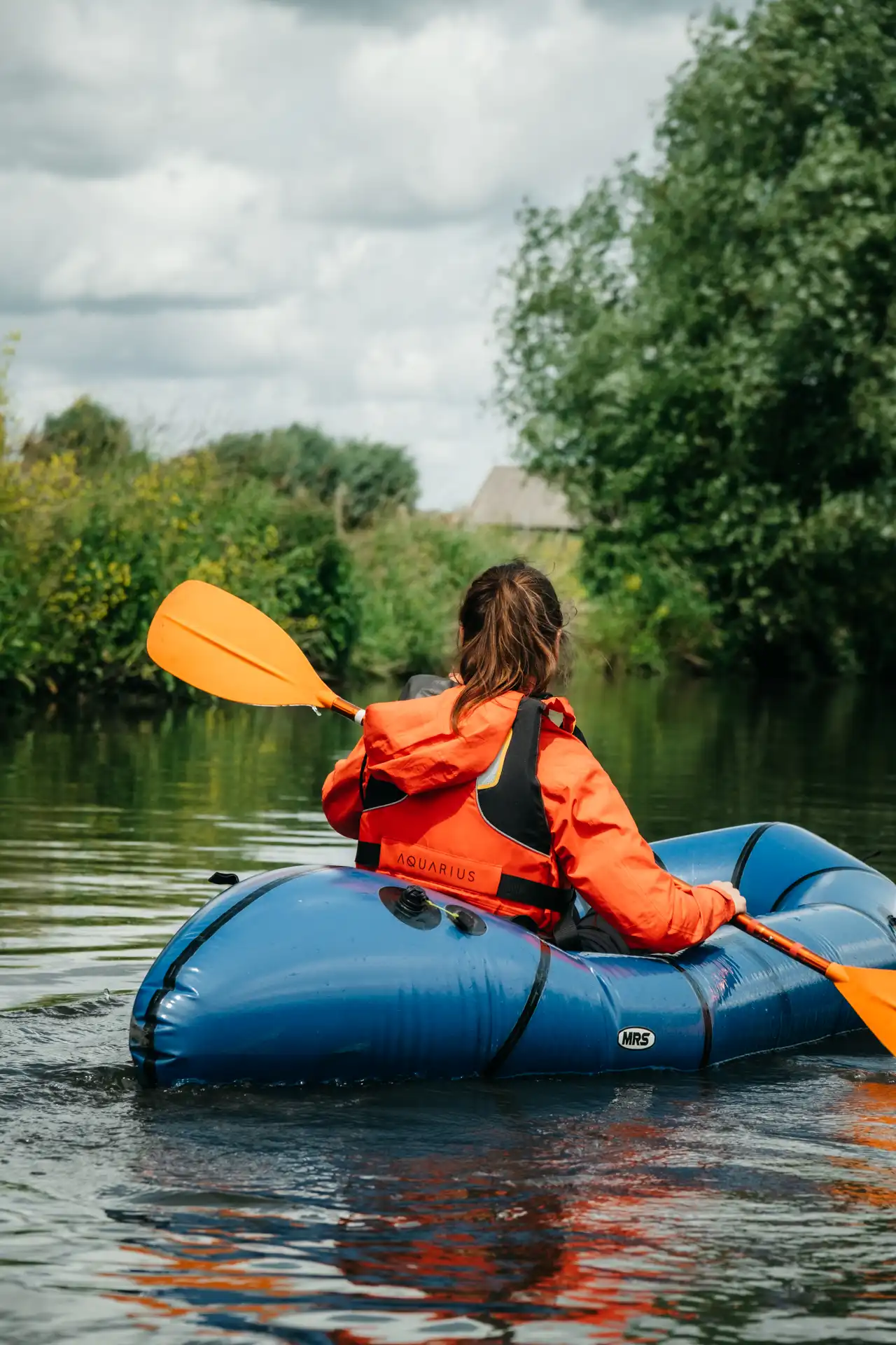 Packraft sur la Mandel en Flandres en Belgique