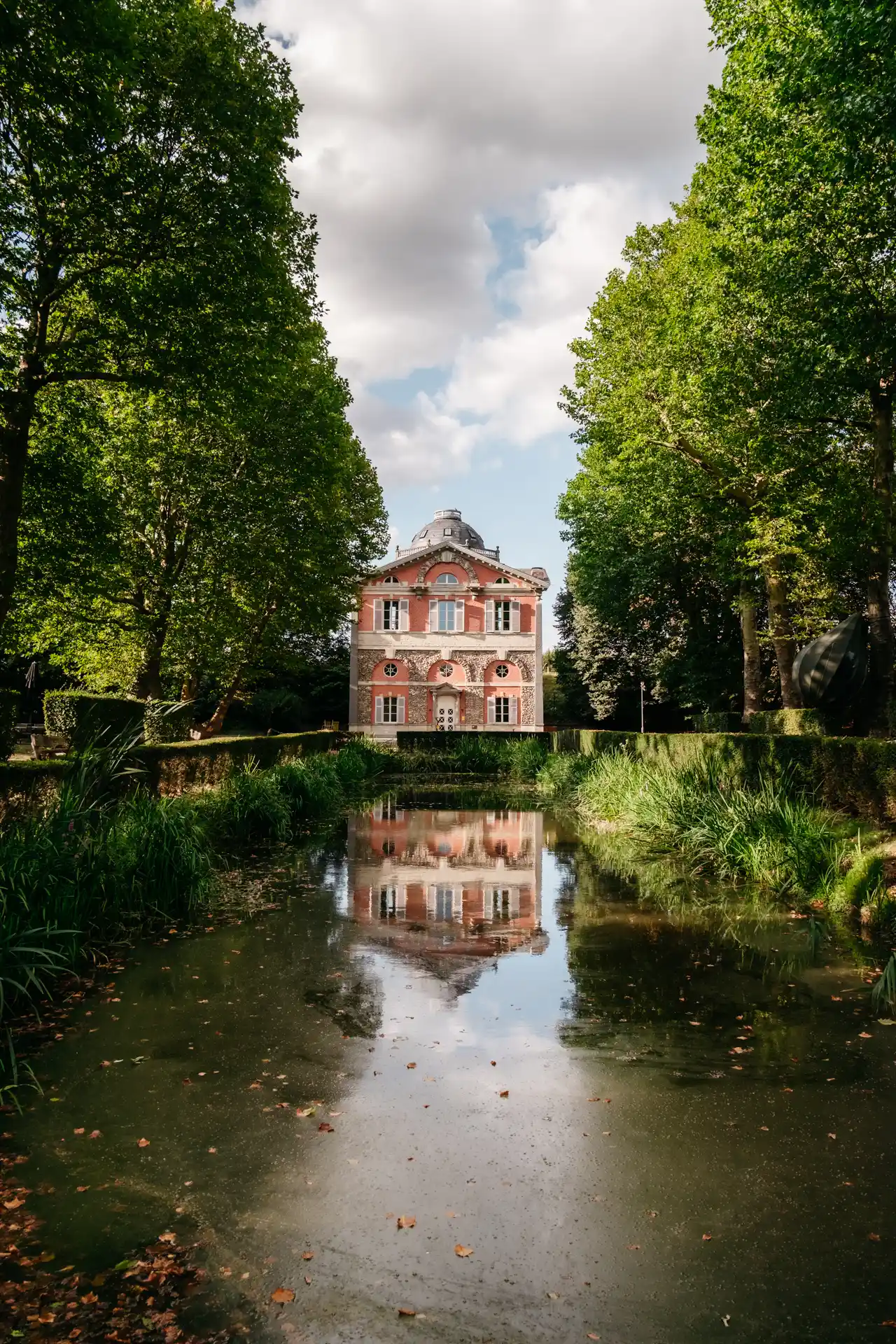 Unusual housing in the trees at the domain of Notelaer in Belgium