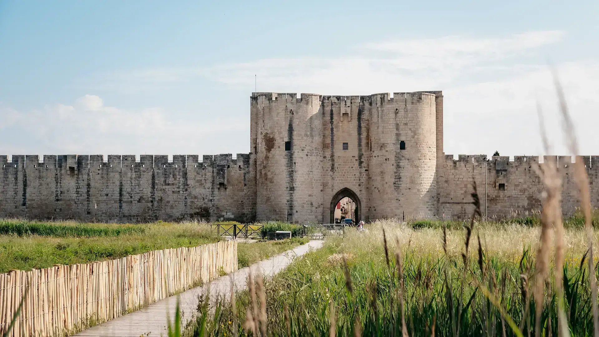 remparts, porte des Moulins, Aigues-Mortes