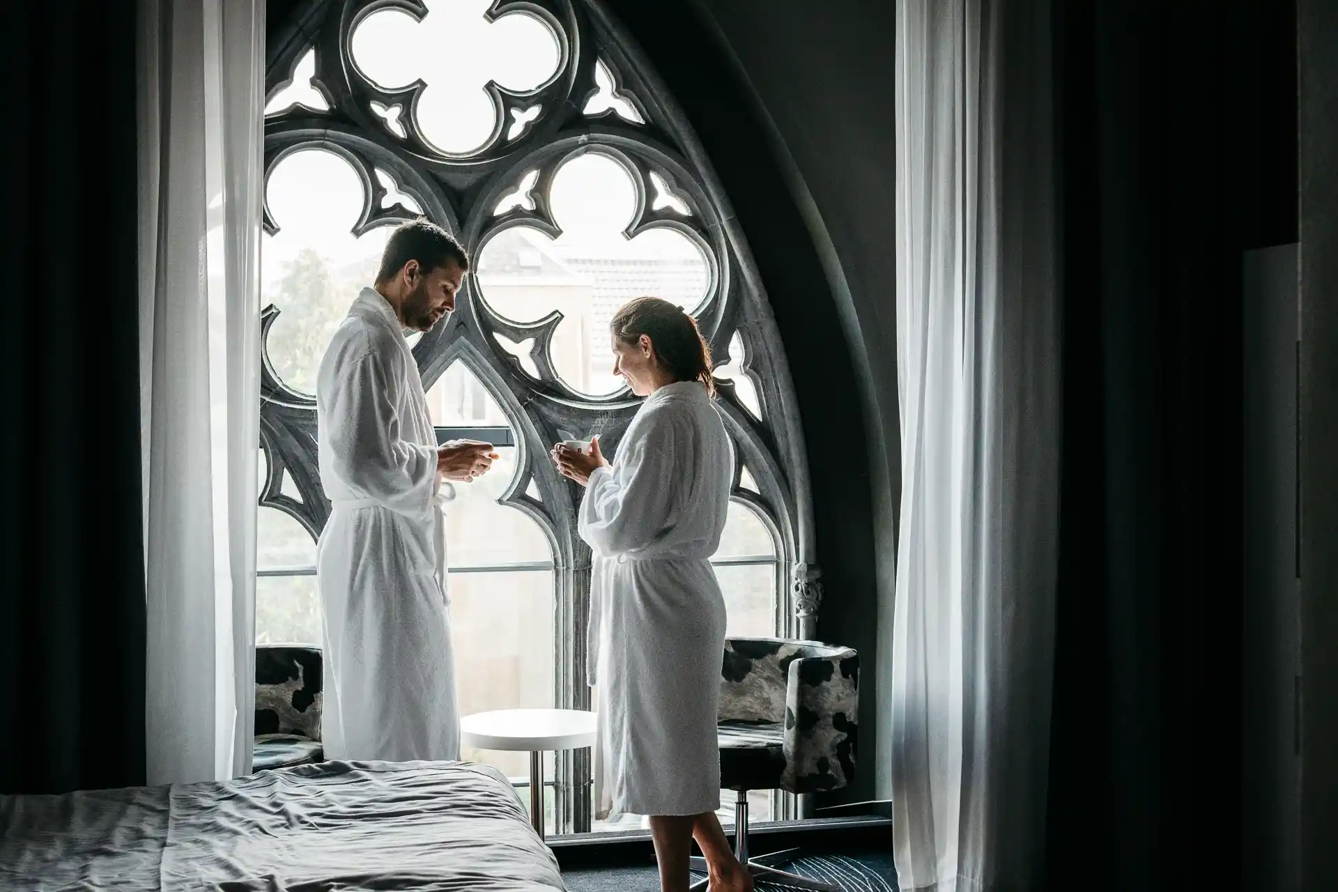 Dormir dans une église à Mons, logement insolite en Belgique