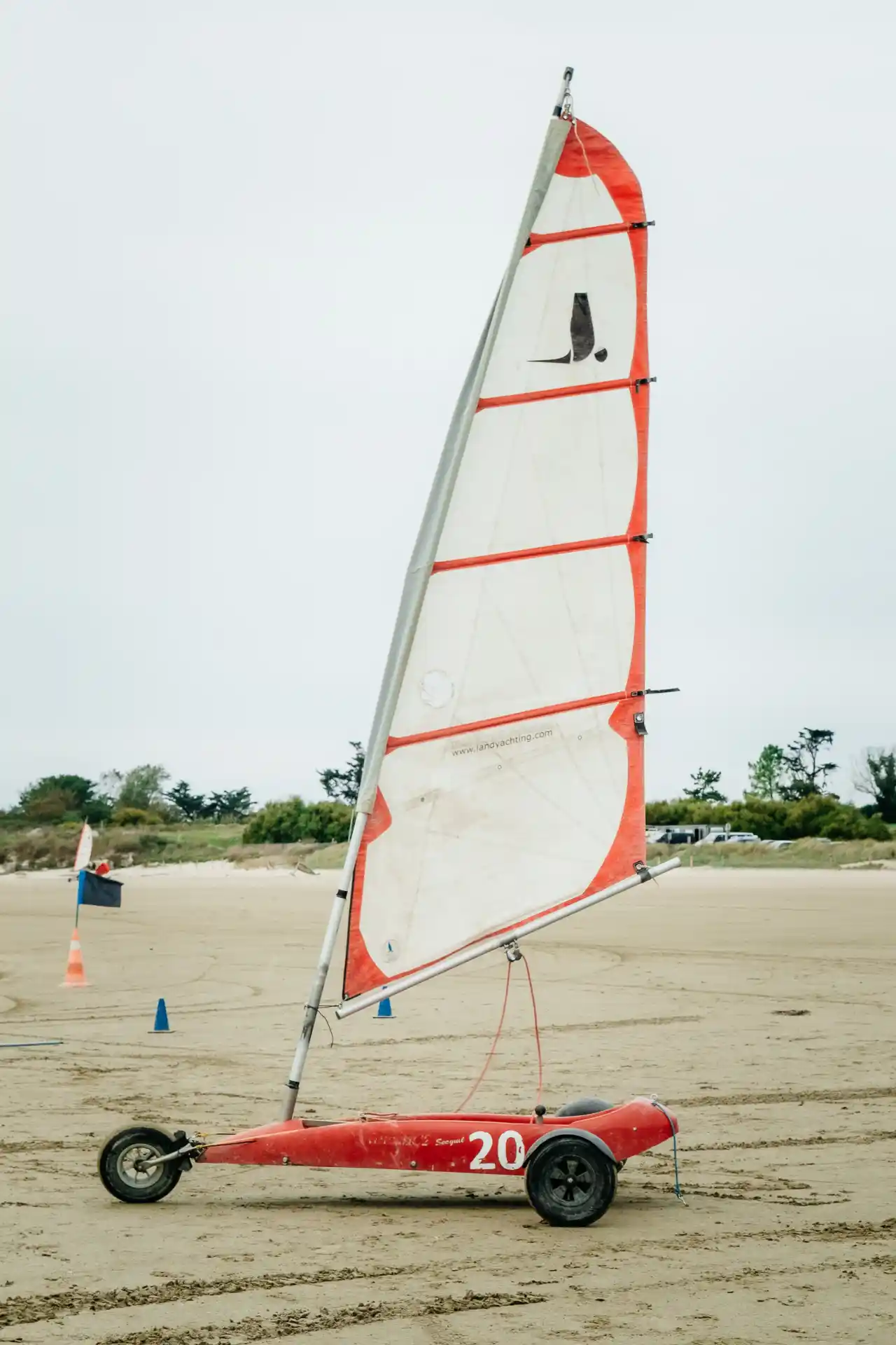 Char à voile à Plouescat en Bretagne